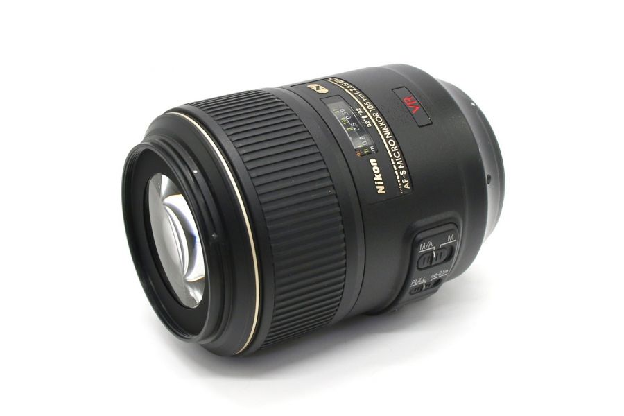 Nikon 105mm f/2.8G AF-S IF-ED VR Micro-Nikkor